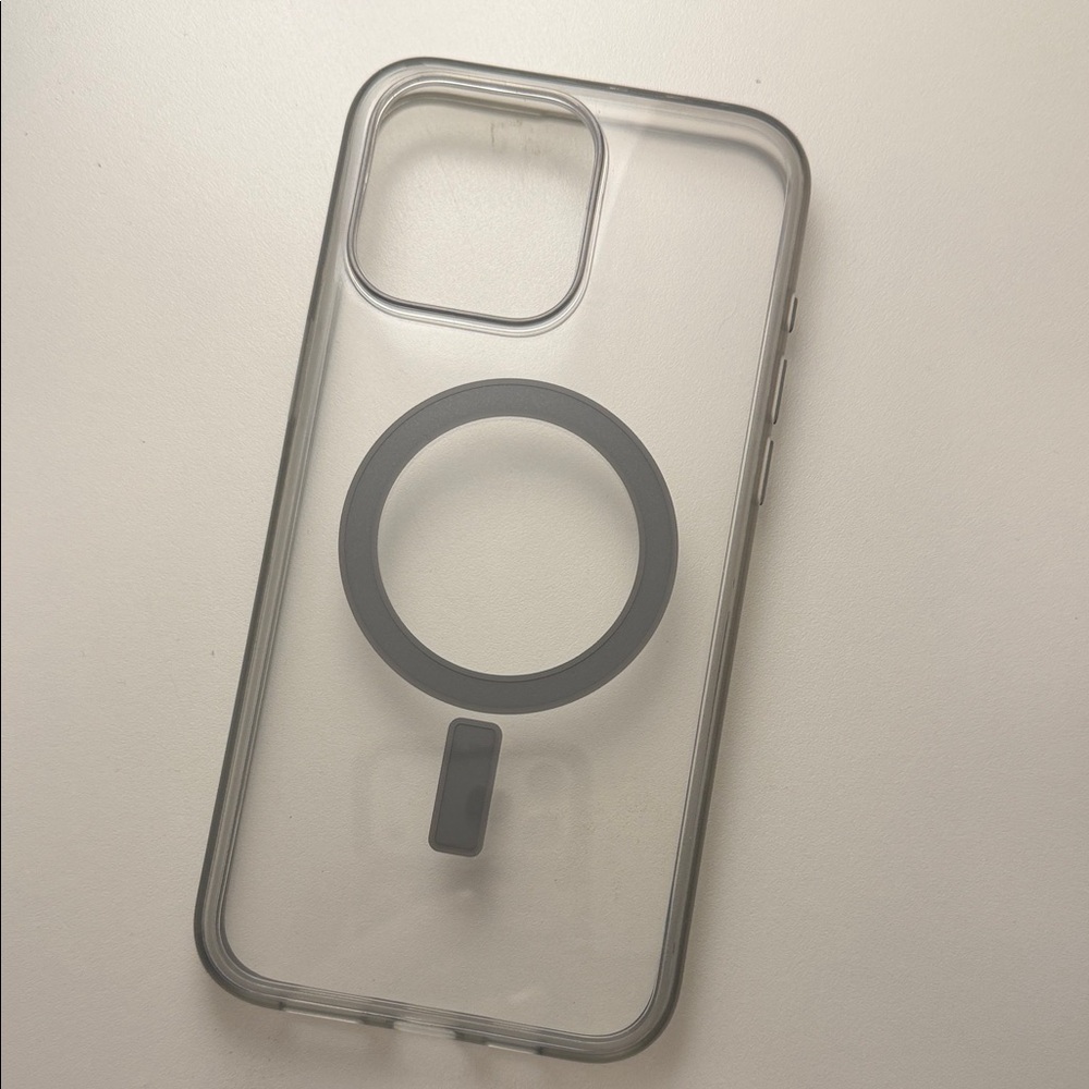 Transparent Phone Case with MagSafe Compatibility 15 Pro Max